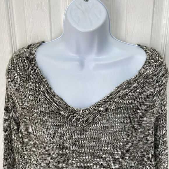 Sweater - Picture 2 of 5